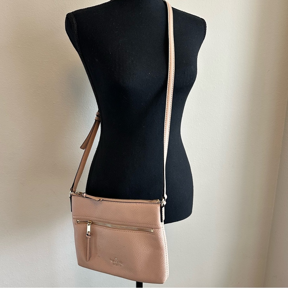 Kate Spade Pebbled Leather Crossbody Bag Purse Blush Pink Beige Adjustable Strap